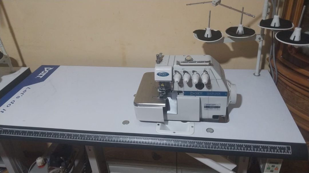 Doıt Overlok tikiş maşını — Ev texnikası, Sumqayıt
