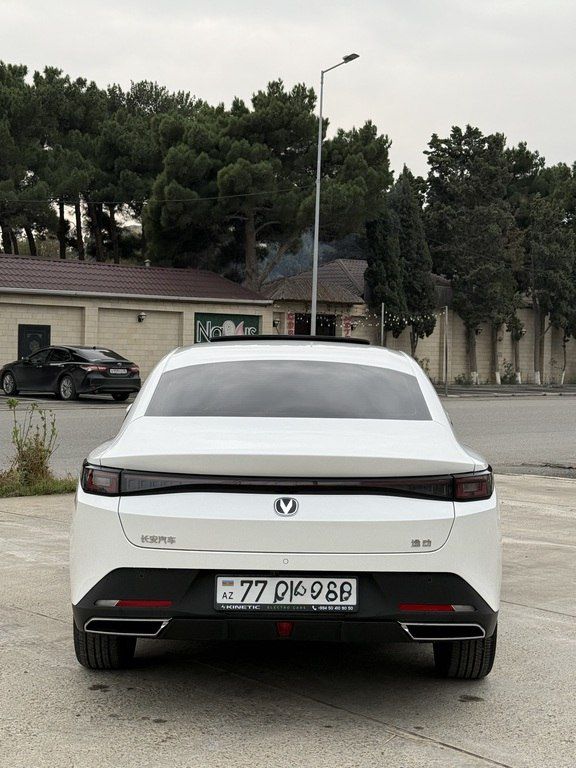 Changan Eado, 1.5 L, 18.4 kWh, 2025 il, 9 100 km — Avtomobillər, Bakı (7)