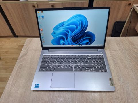 Noutbuk Lenovo i3 1315U 8gb Ram 256GB — Bakı