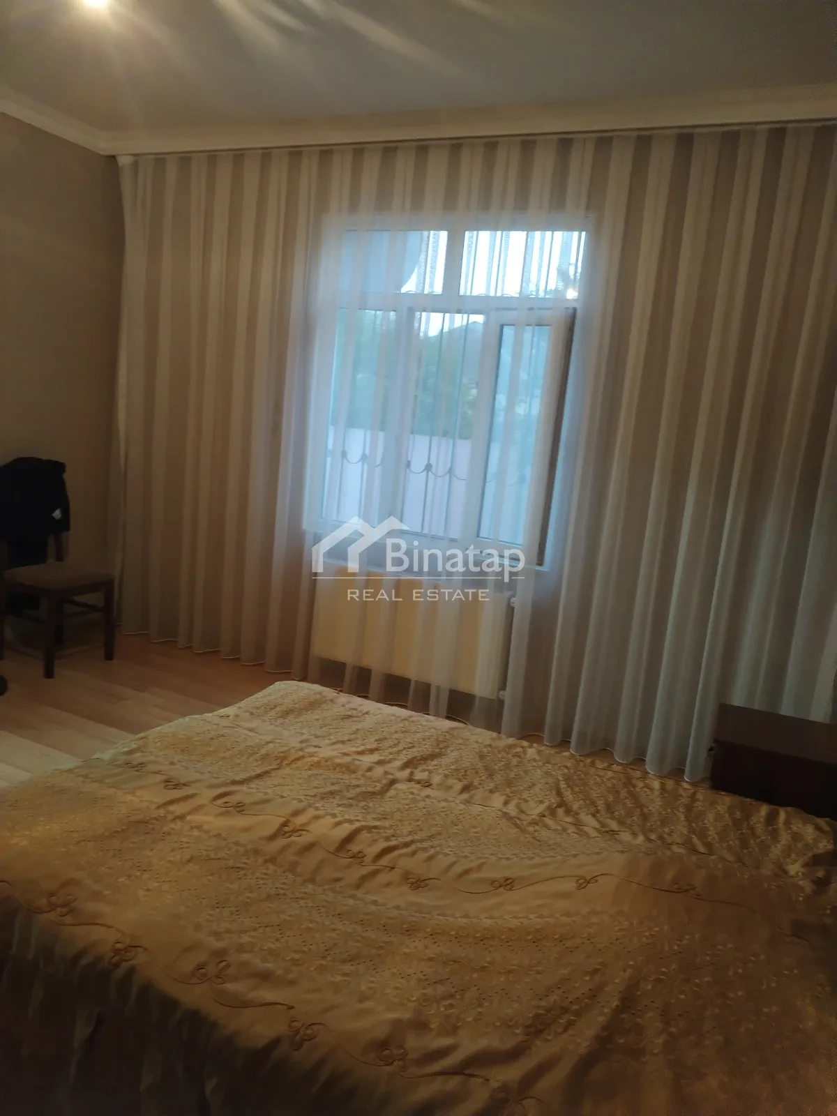 Satılır 4 otaqlı köhnə tikili 1000 m², Koroğlu metrosu, Xəzər rayonu — Mənzil, Bakı (3)