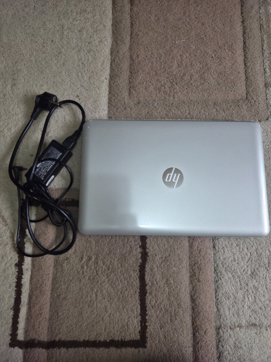 HP pavilion i3 — Noutbuklar, Sumqayıt