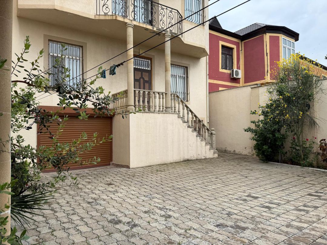 Satılır 4 otaqlı həyət evi/bağ evi 300 m² — Ev, villa, Bakı (2)