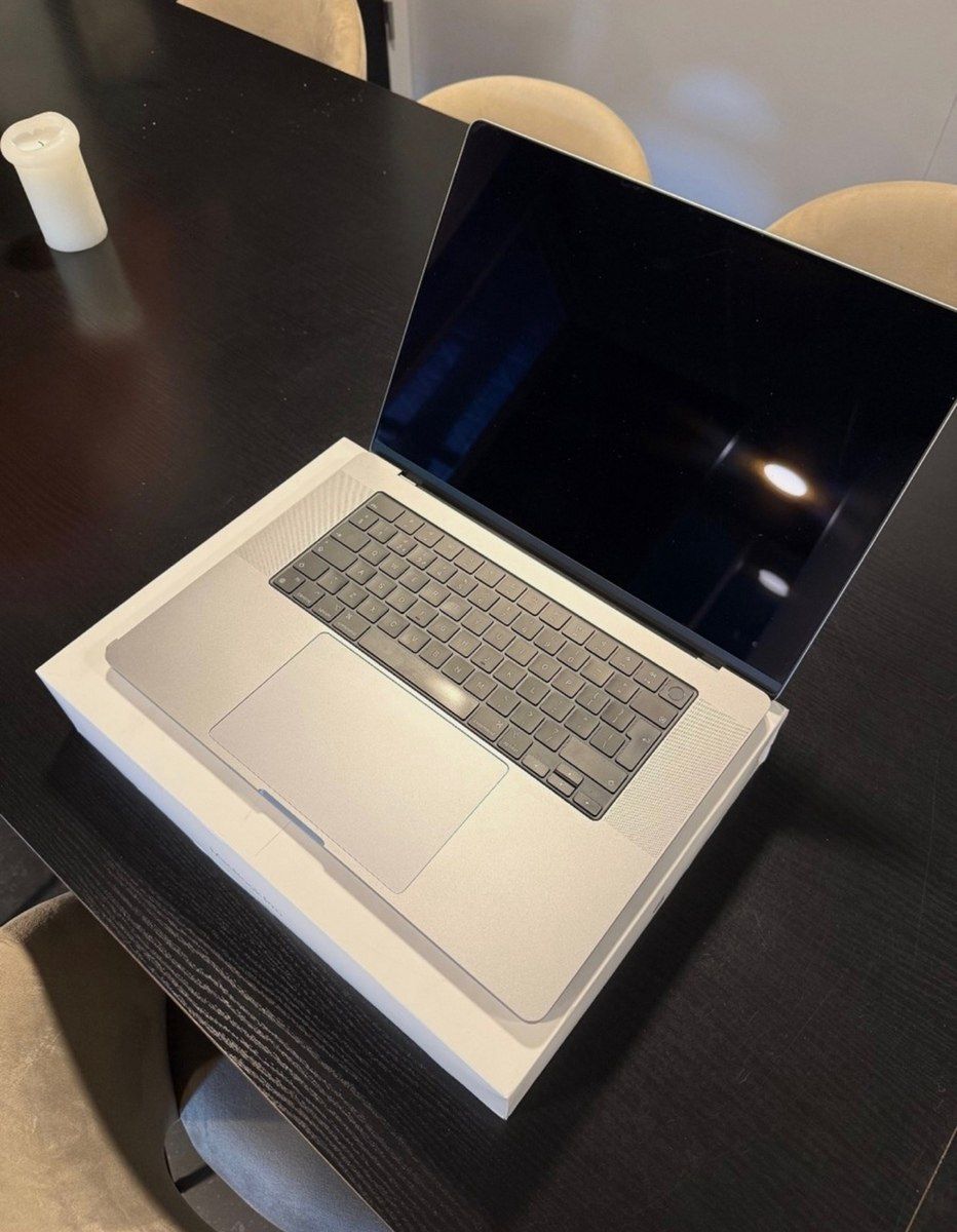 Apple MacBook Pro 16” M2 Max 64GB / 1TB — Noutbuklar, Bakı (3)