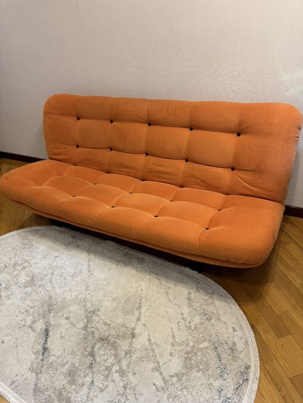 Divan, İşlənmiş, Açılmayan, Bazasız, Parça — Divanlər, Bakı (4)