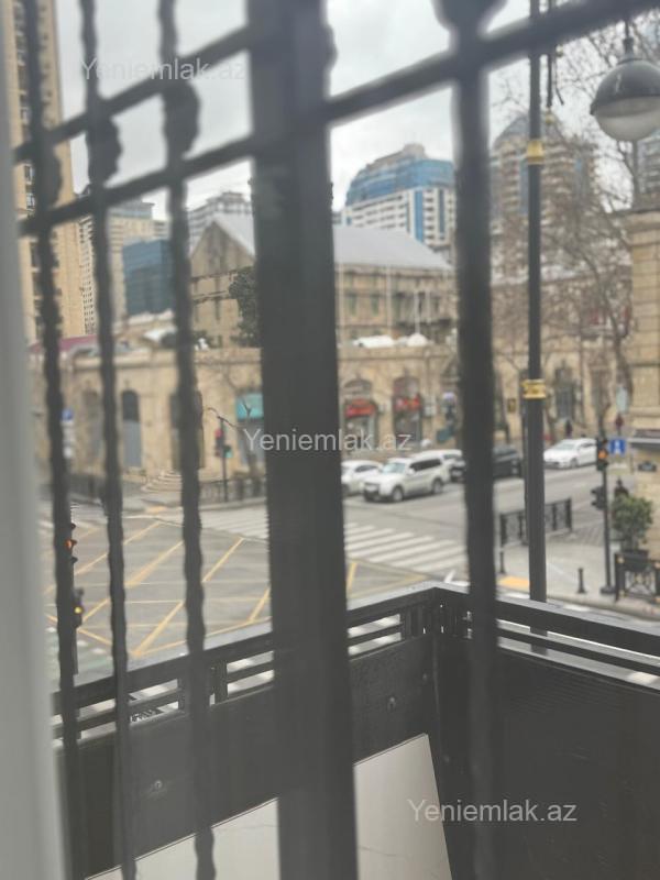 Kirayə 3 otaqlı Bina evi menzil (Köhnə tikili), 90 m², Nəsimi rayonu — Mənzil, Bakı (3)