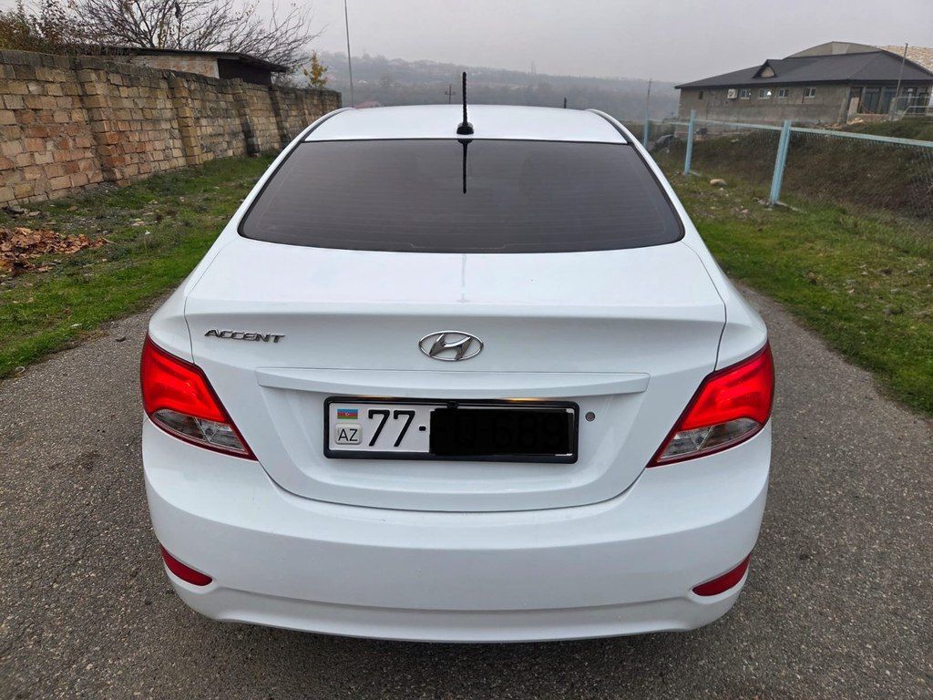 Hyundai Accent, 1.6 L, 2015 il, 170 590 km — Avtomobillər, Quba (2)