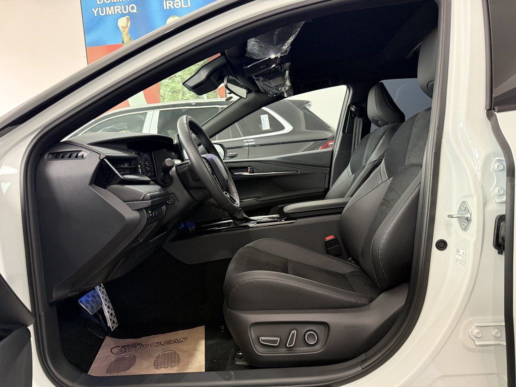 Toyota Camry, 2.0 L, 1 kWh, 2025 il, 2 900 km — Avtomobillər, Bakı (7)