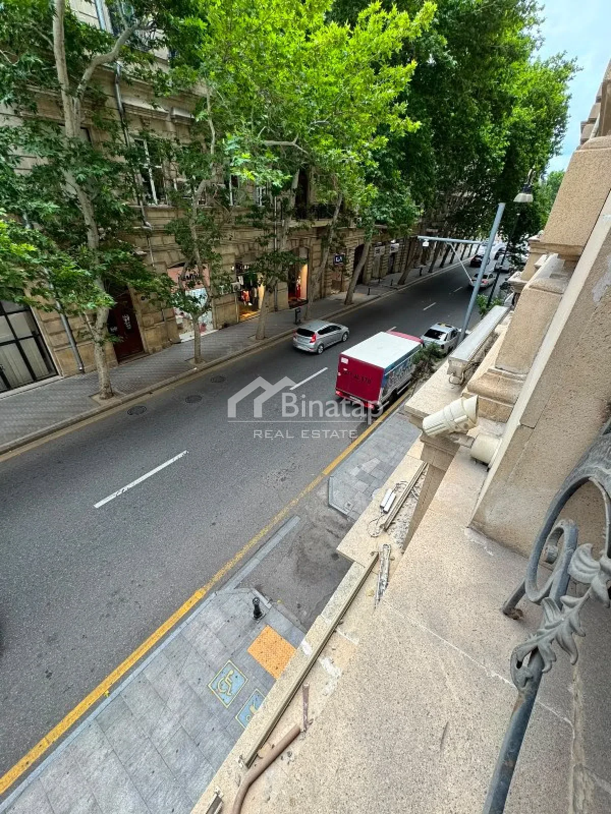 Satılır 4 otaqlı köhnə tikili 134 m², Sahil metrosu, Səbail rayonu — Mənzil, Bakı (3)