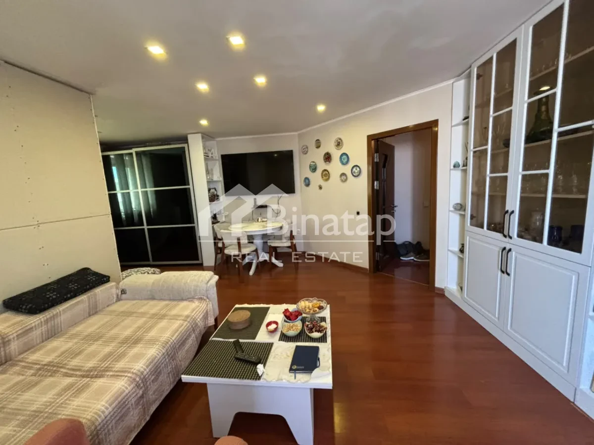 Satılır 2 otaqlı köhnə tikili 45 m², Səbail rayonu — Mənzil, Bakı (4)