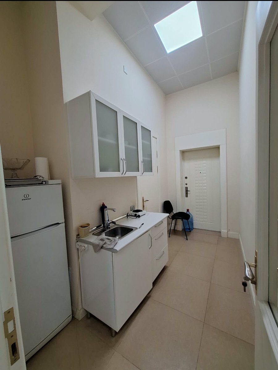 İcarəyə verilir 3 otaqlı ofis 230 m² — Ofis, Bakı (8)