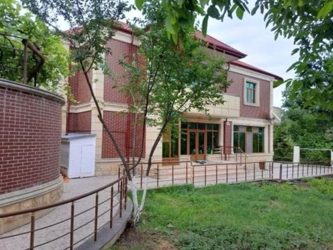 Satılır 8 otaqlı həyət evi/bağ evi 270 m² — Şamaxı