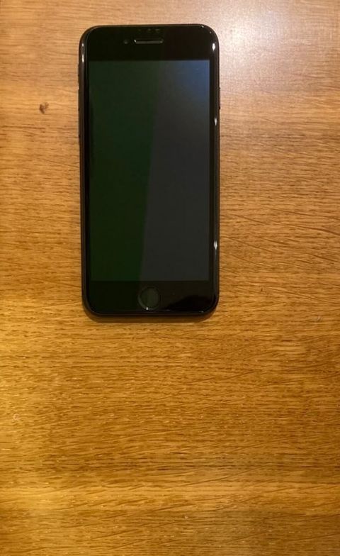 IPhone 7, Qara, Barmaq izi — Füzuli