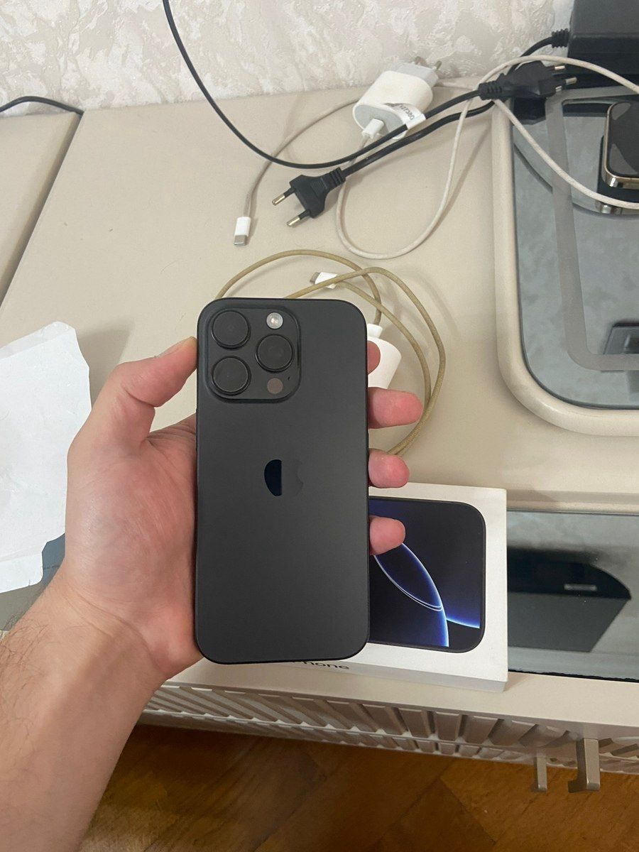 Apple iPhone 16 Pro Black Titanium 128GB/8GB — Smartfonlar, Bakı