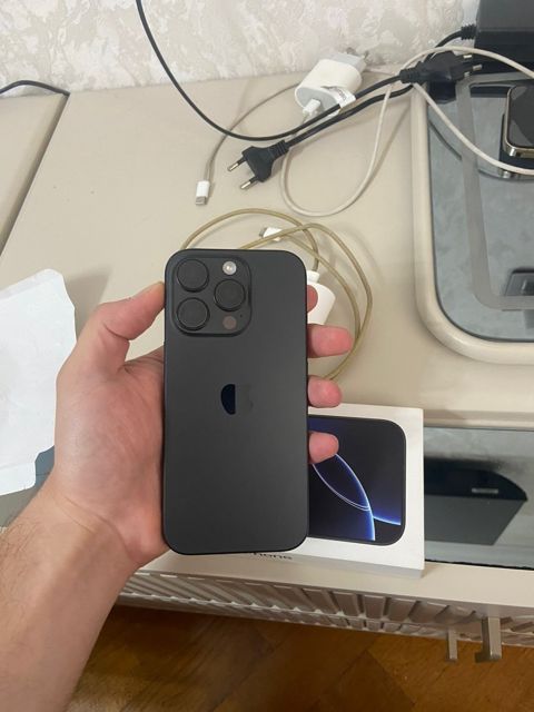 Apple iPhone 16 Pro Black Titanium 128GB/8GB — Bakı