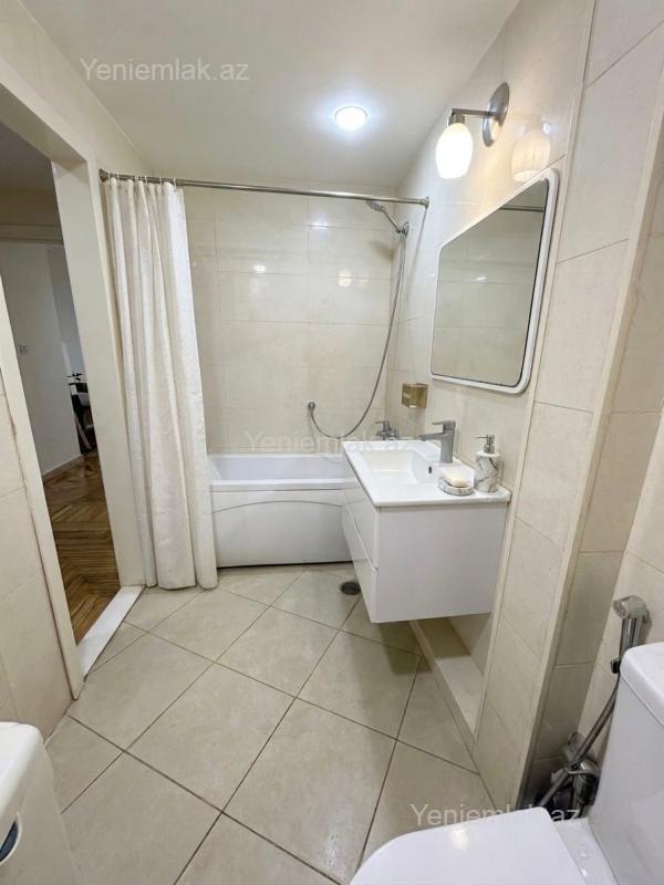 Satılır 3 otaqlı Bina evi menzil (Köhnə tikili), 80 m², Nərimanov rayonu — Mənzil, Bakı (9)