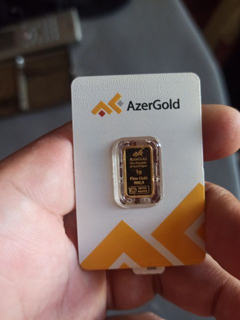 Azergold qızıl külçəsi — Bakı