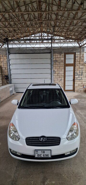 Hyundai Accent, 1.6 L, 2009 il, 272 000 km — Şirvan