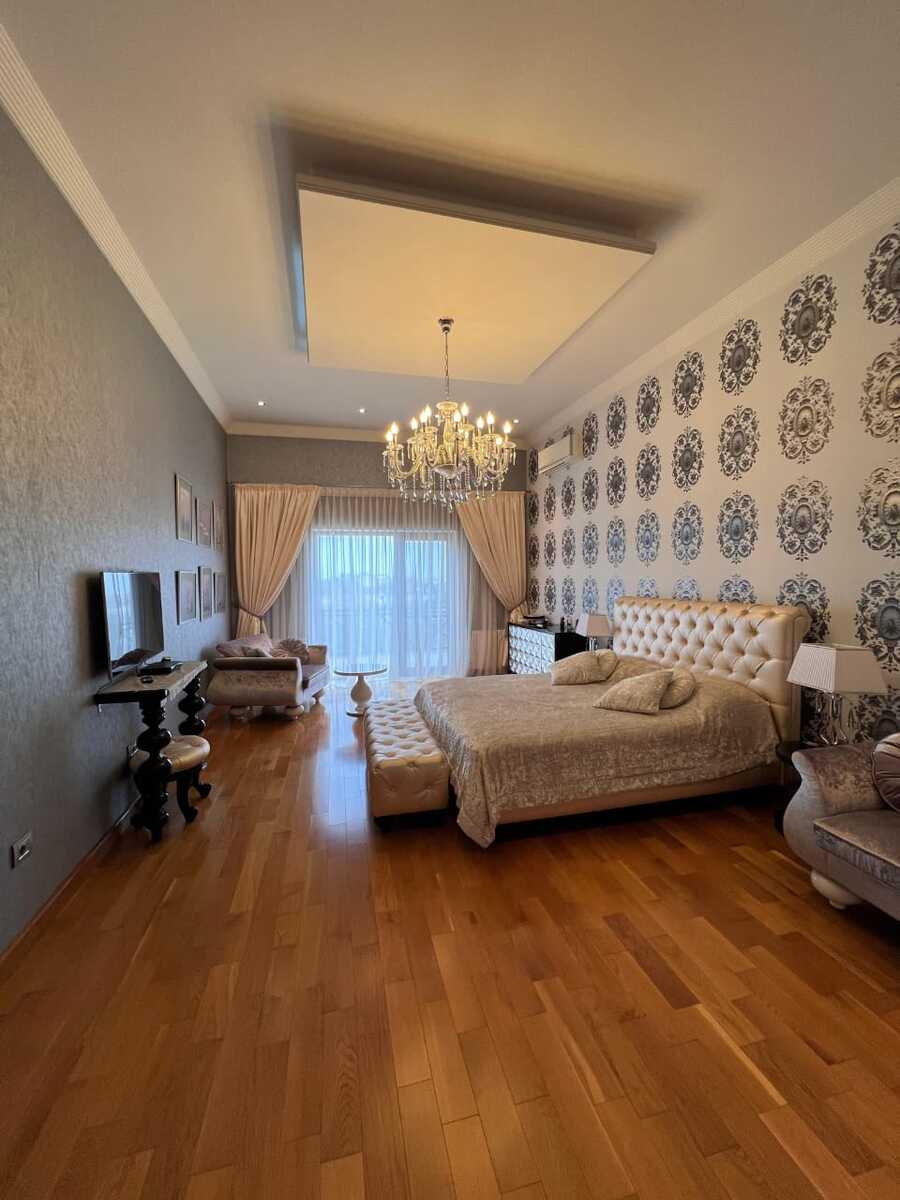 Satılır 7 otaqlı həyət evi/bağ evi 500 m² — Ev, villa, Bakı (9)