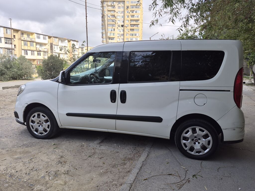Fiat Doblo: 1.4 l 2018 il 213000 km Van/Minivan 99-NK-480 — Avtomobillər, Bakı (2)