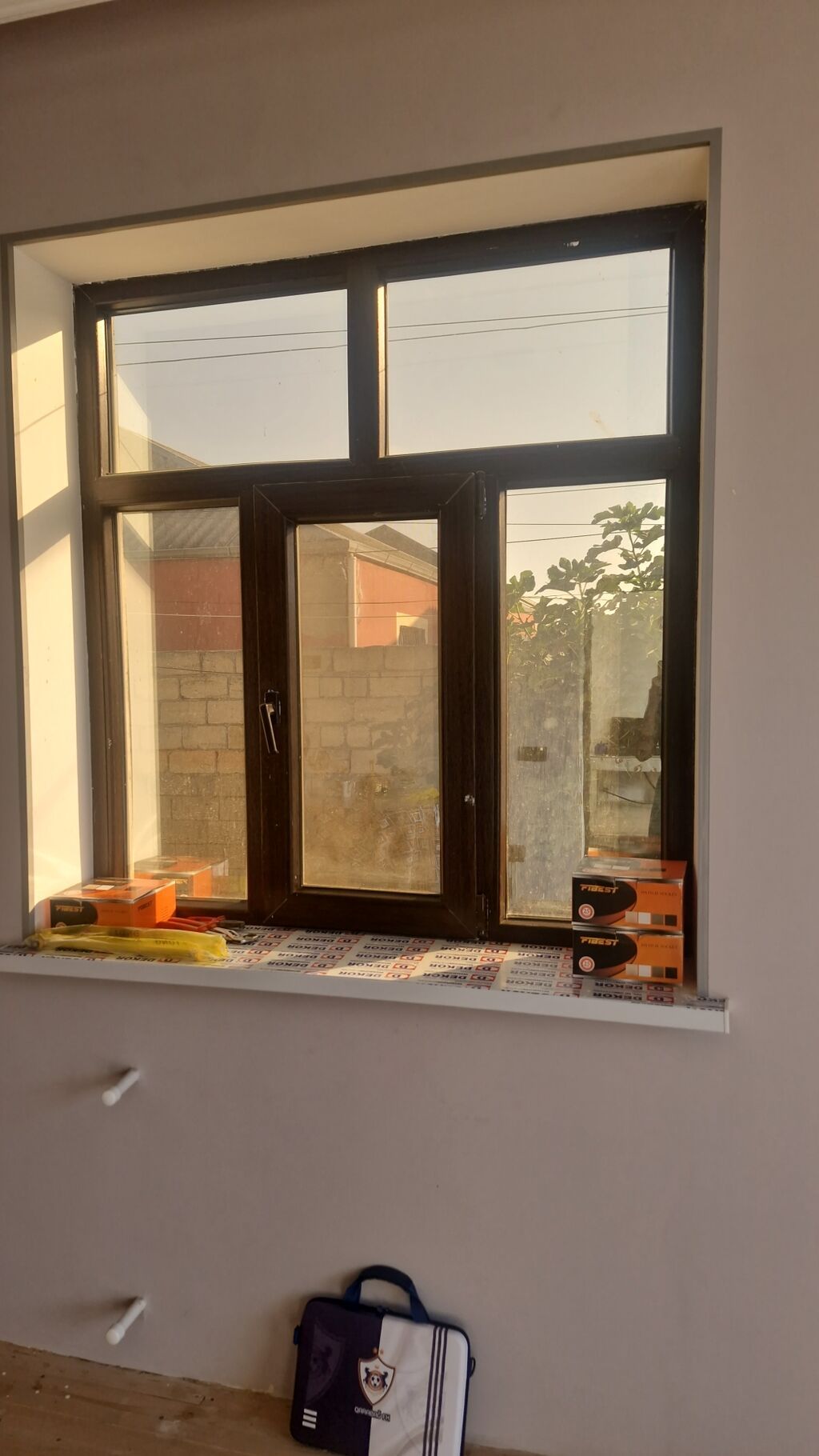 PVC pəncərə sistemi - Material: keyfiyyətli PVC profil (qəhvəyi/taxta — Pəncərələr, qapılar, balkonlar, Digah (3)