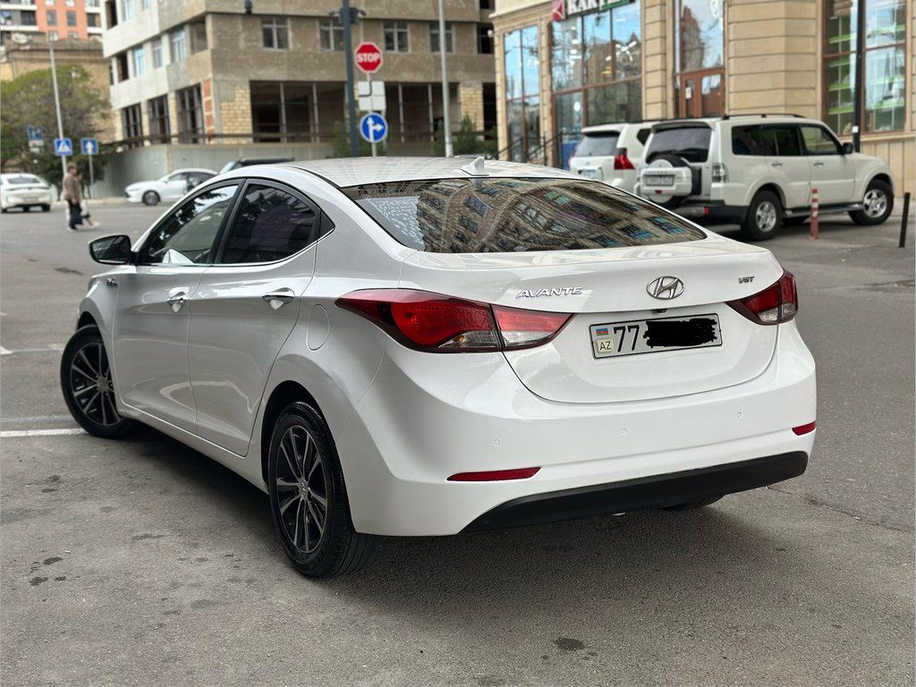 Hyundai Avante, 1.6 L, 2014 il, 280 767 km — Avtomobillər, Bakı (7)