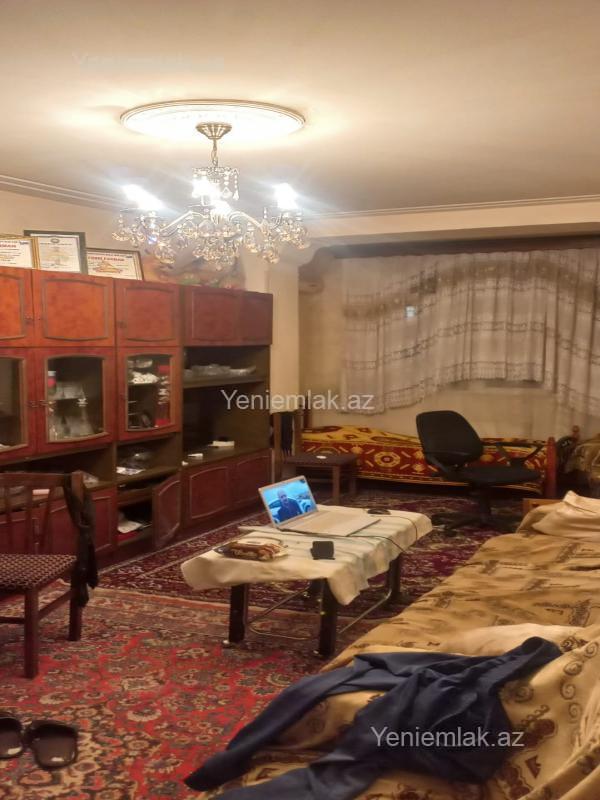 Satılır 3 otaqlı Bina evi menzil (Köhnə tikili), 100 m², Xırdalan ş — Mənzil