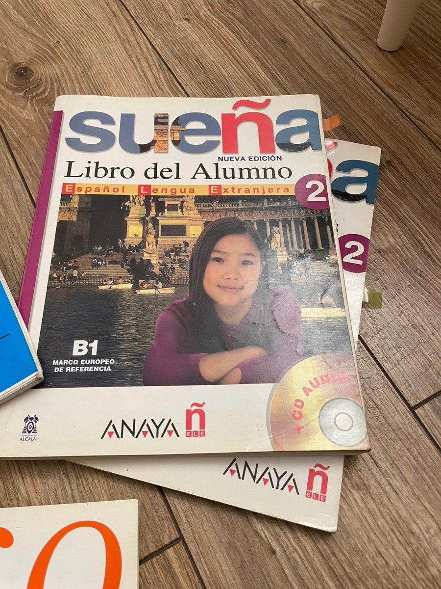 Kitablar — Kitablar və jurnallar, Bakı (2)