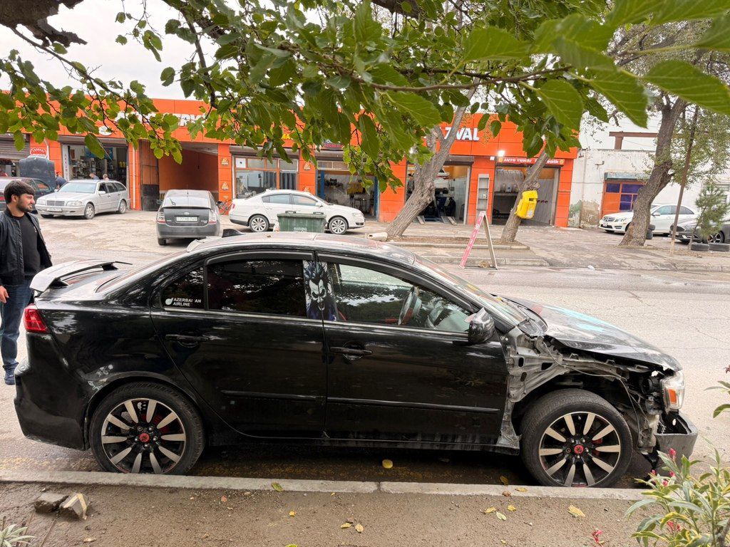Mitsubishi Lancer, 2.0 L, 2007 il, 370 000 km — Avtomobillər, Bakı (8)