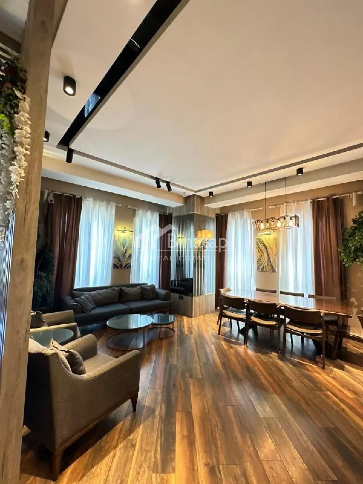 Satılır 5 otaqlı yeni tikili 250 m², Sahil metrosu, Səbail rayonu — Bakı
