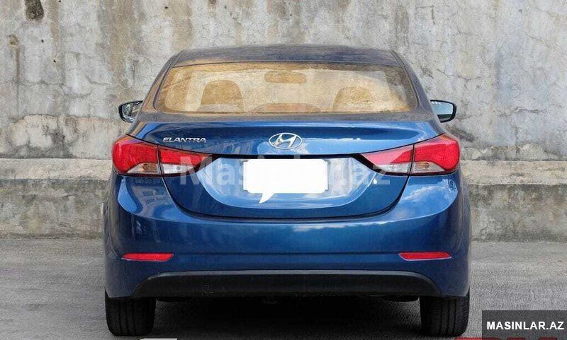 Hyundai Elantra 2015 il — Minik avtomobili icarəsi, Bakı (3)