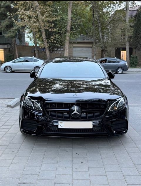 Mercedes E 300, 2.0 L, 2017 il, 131 000 km — Mingəçevir