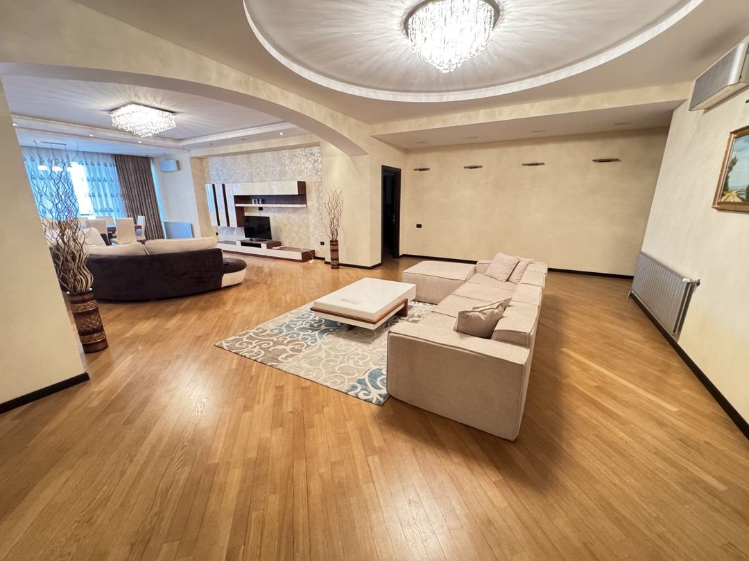 İcarəyə verilir 3 otaqlı yeni tikili 220 m² — Mənzil, Bakı (5)