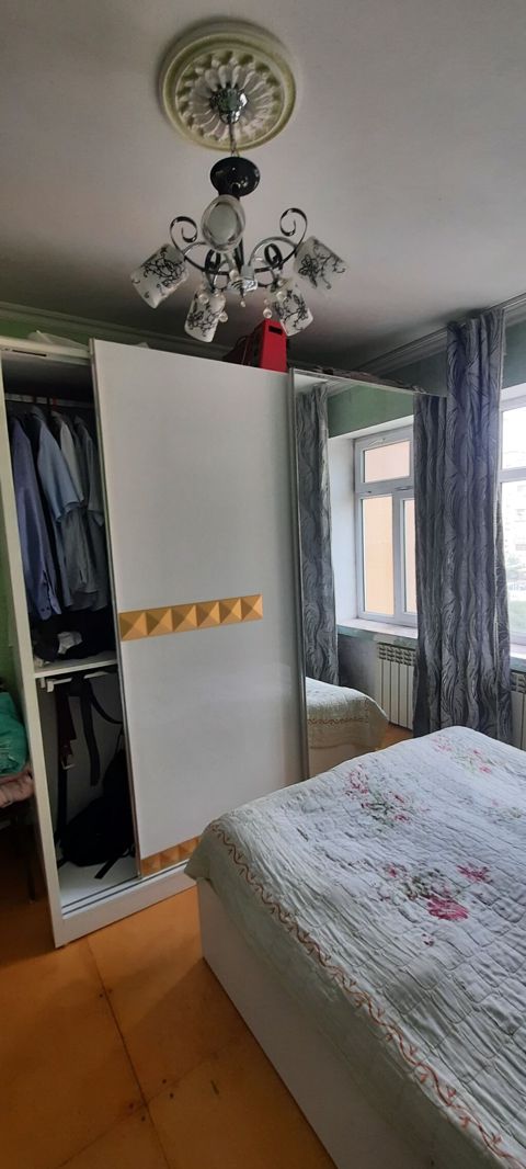 Yataq otağı mebel dəsti - Çarpayı: Ağ gövdəli, yumşaq parçadan — Bakı