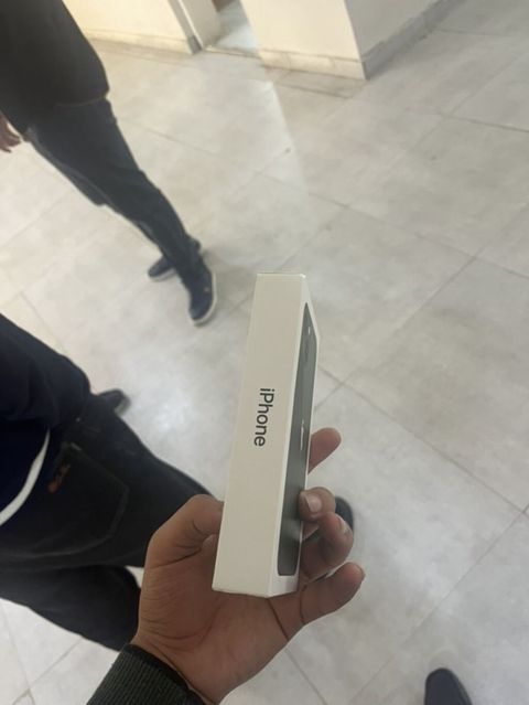IPhone 13, Yaşıl, Face ID — Gəncə