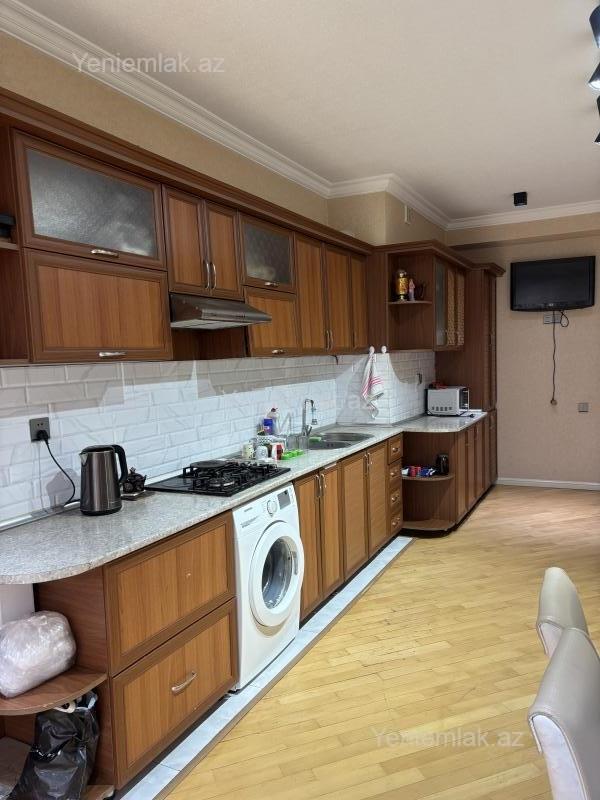 Kirayə 3 otaqlı Bina evi menzil (Yeni tikili), 130 m², Nərimanov rayonu — Mənzil, Bakı (4)