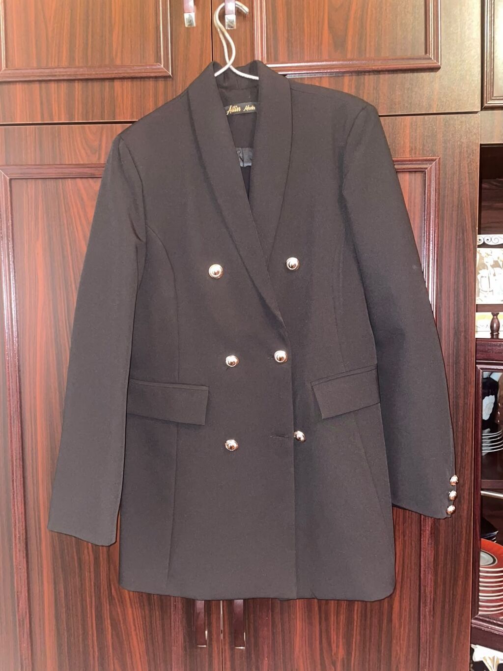Qadın üçün qara rəngli, ikiqat düyməli bleizer - Brend: Atilla Atelier — Caketi, Bakı