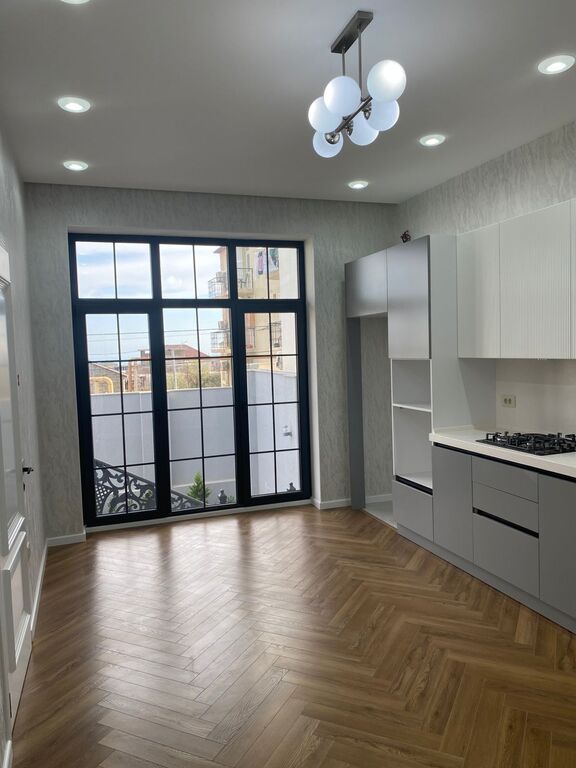 Satılır 4 otaqlı həyət evi/bağ evi 300 m² — Ev, villa, Bakı (5)
