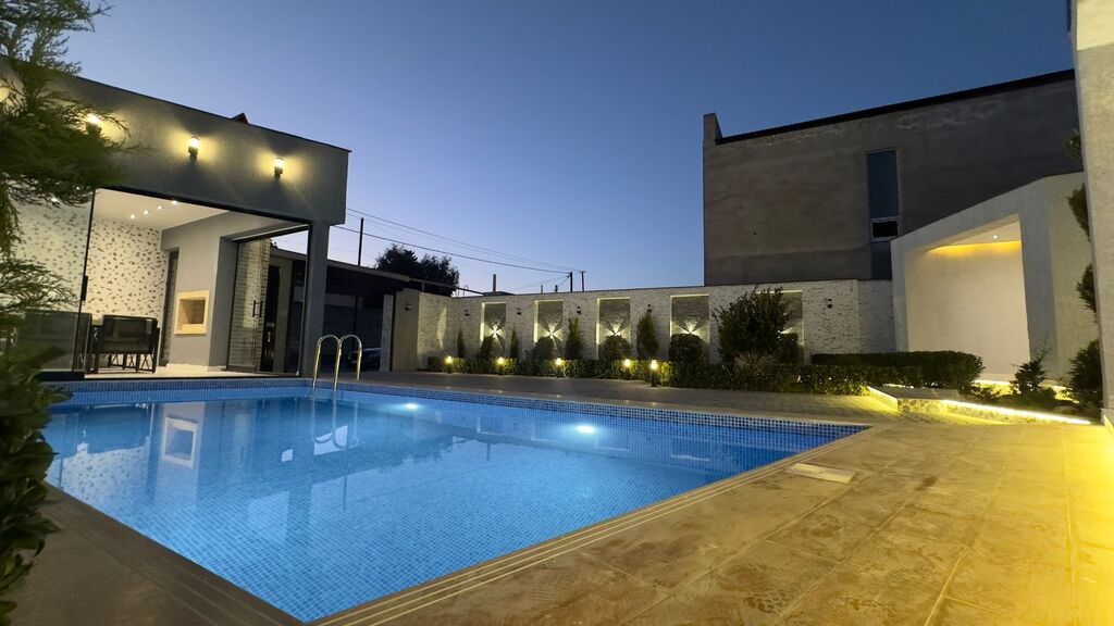 Satılır 5 otaqlı həyət evi/bağ evi 220 m² — Ev, villa, Bakı (6)