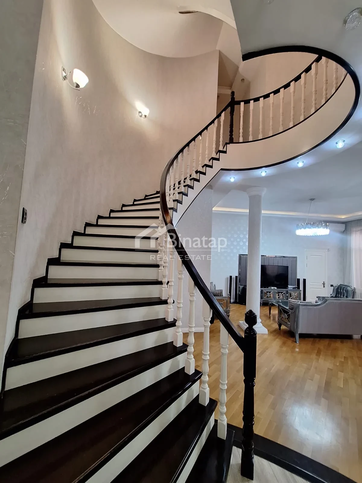 Satılır 4 otaqlı həyət evi / bağ evi 420 m², Avtovağzal metrosu, Binəqədi rayonu — Ev, villa, Bakı (5)