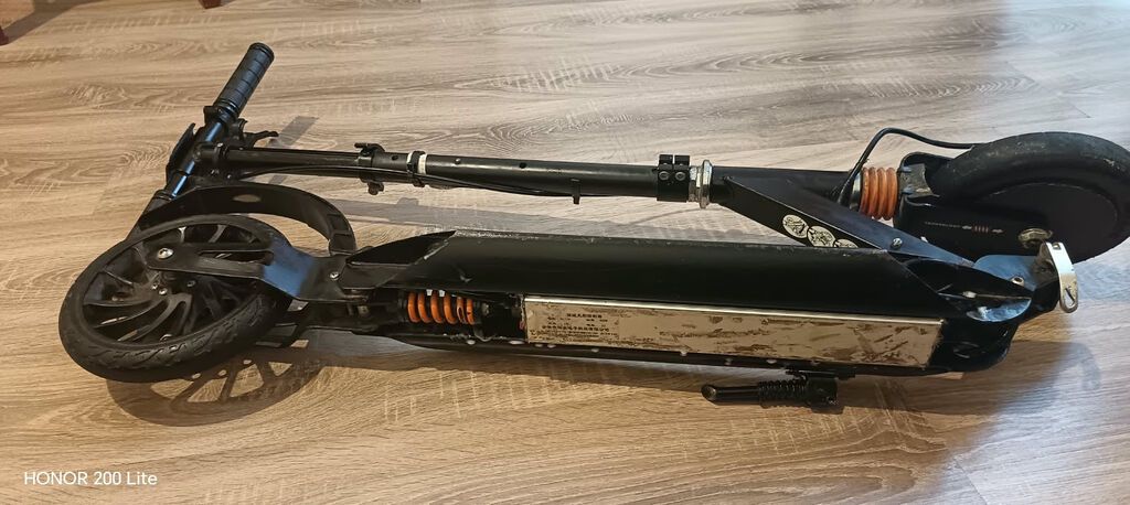 İşlənmiş Elektrik samokat 5", 250 Vt, 16 - 25 km/s, Ödənişli çatdırılma — Skuterlər, Bakı (4)