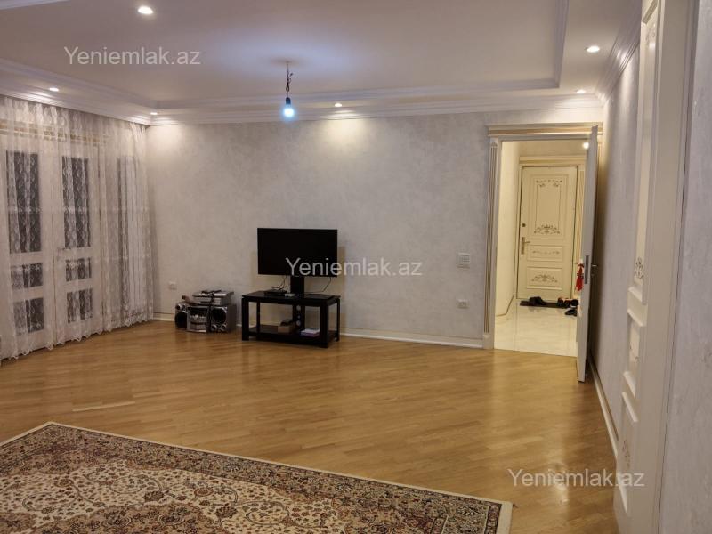 Satılır 5 otaqlı Bina evi menzil (Köhnə tikili), 110 m², Binəqədi rayonu — Mənzil, Bakı (5)