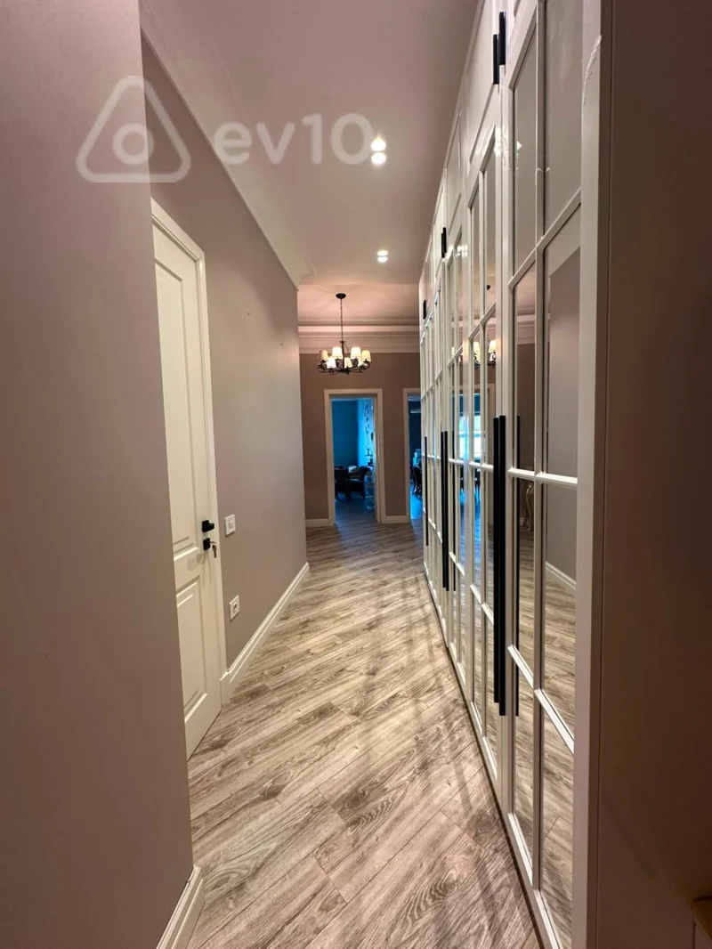 5 otaqlı mənzil, 235 m², Heydər əliyev prospekti — kirayə — Mənzil, Bakı (4)