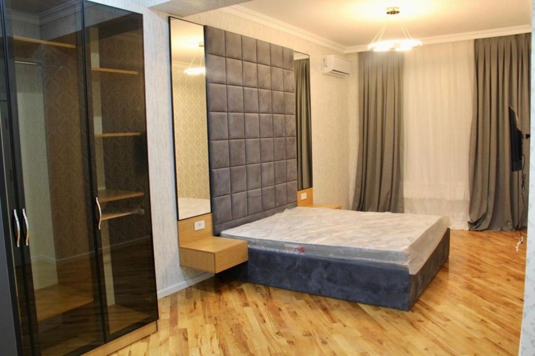 İcarəyə verilir 4 otaqlı yeni tikili 210 m² — Mənzil, Bakı (5)