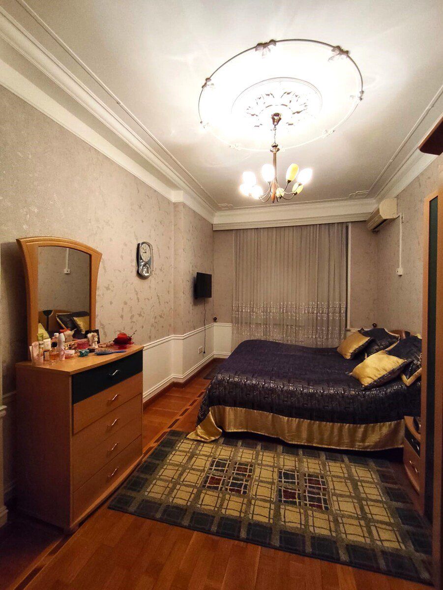 4-otaqlı yeni tikili kirayə verilir, 28 May m., 200 m² — Mənzil, Bakı (4)