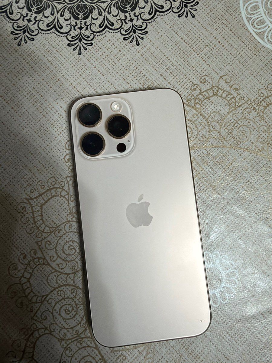 Apple iPhone 16 Pro Max Desert Titanium 256GB/8GB — Smartfonlar, Bakı