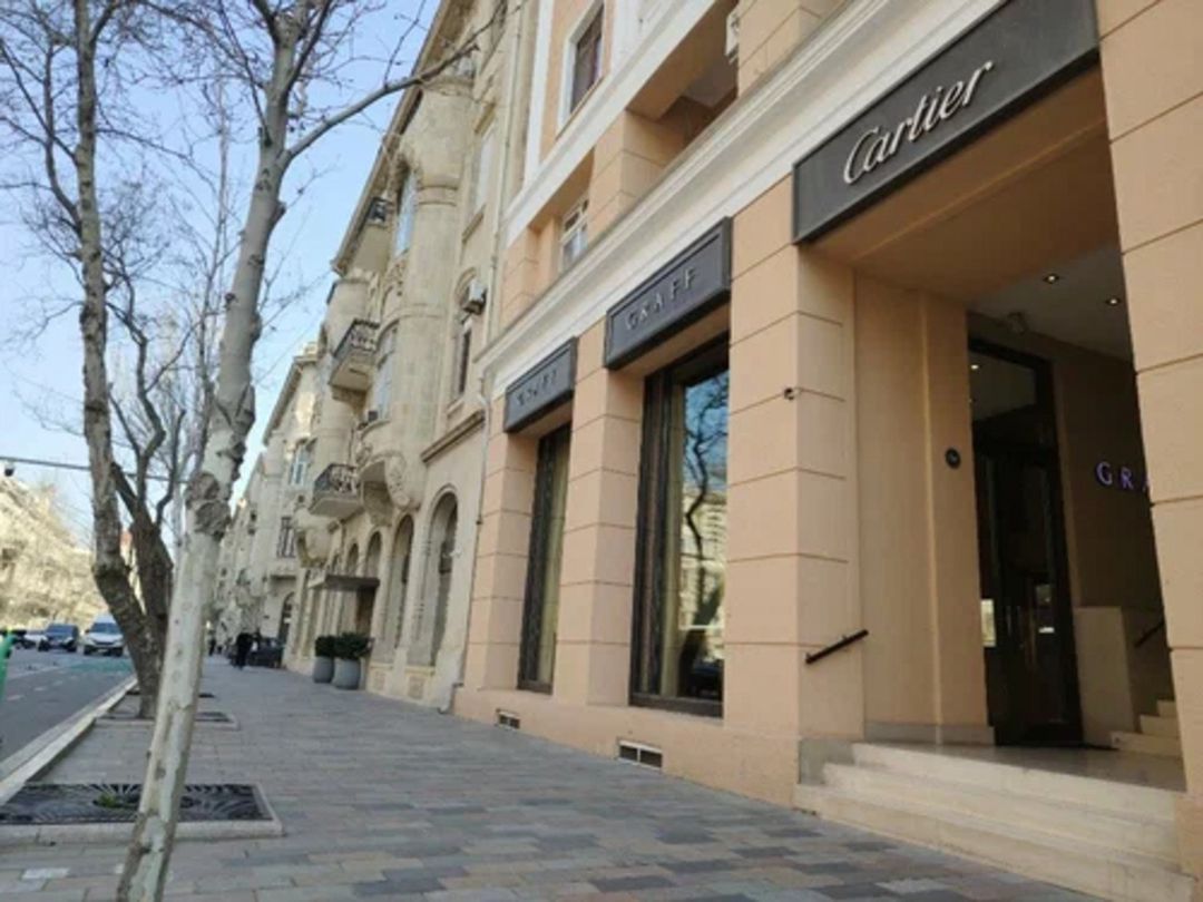 İcarəyə verilir 7 otaqlı köhnə tikili 238 m² — Mənzil, Bakı (3)