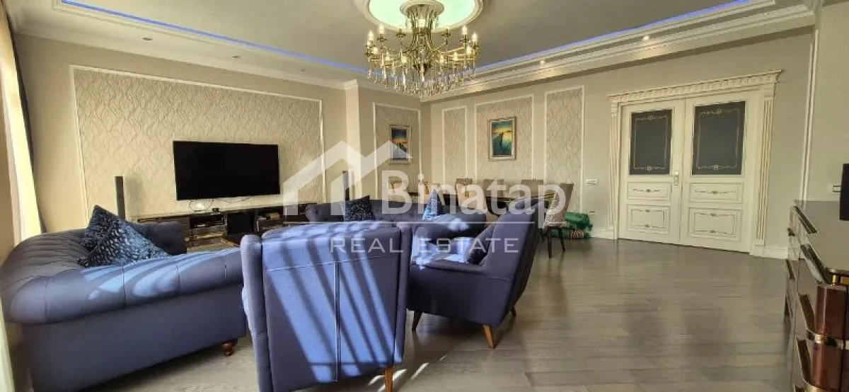 Satılır 4 otaqlı yeni tikili 290 m², İnşaatçılar metrosu, Yasamal rayonu — Mənzil, Bakı (3)