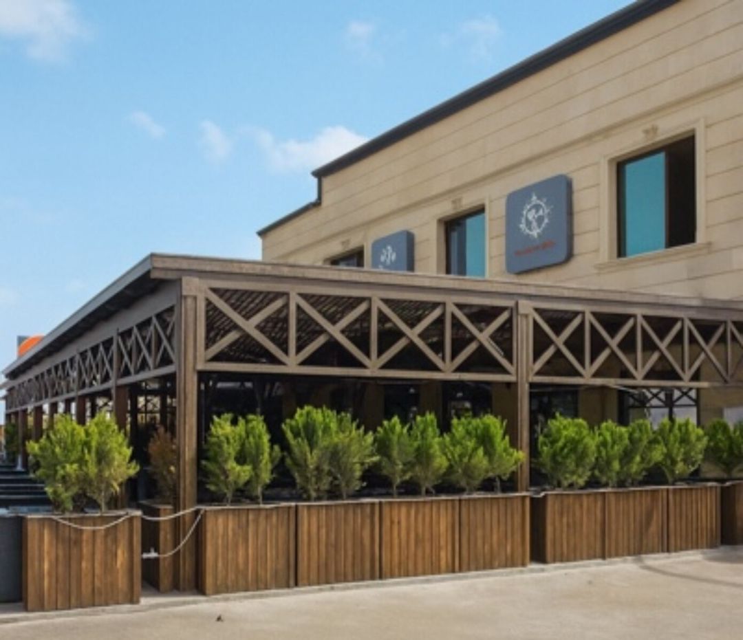 Restoranlar üçün dibçəklər — Bitkilər, Bakı (9)