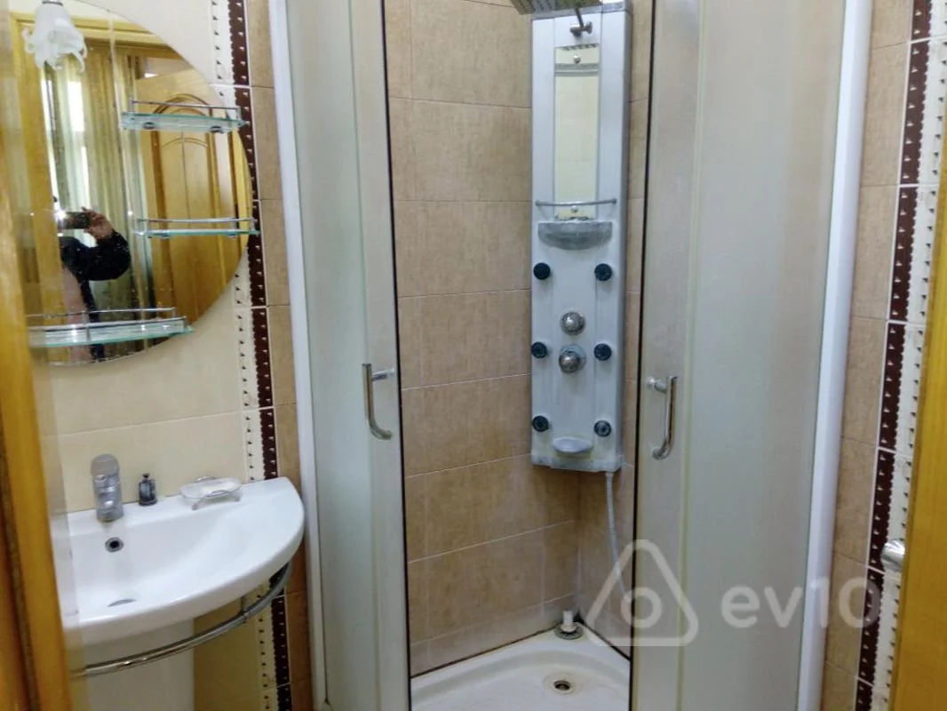 3 otaqlı mənzil, 145 m², Akademik Həsən Əliyev küçəsi — kirayə — Mənzil, Bakı (9)