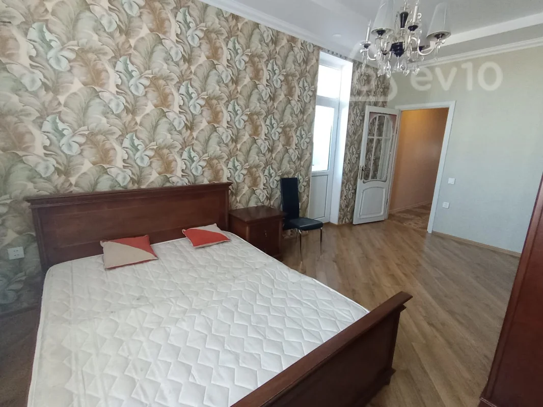 3 otaqlı mənzil, 150 m², Cəfər Xəndan küçəsi — kirayə — Mənzil, Bakı (7)